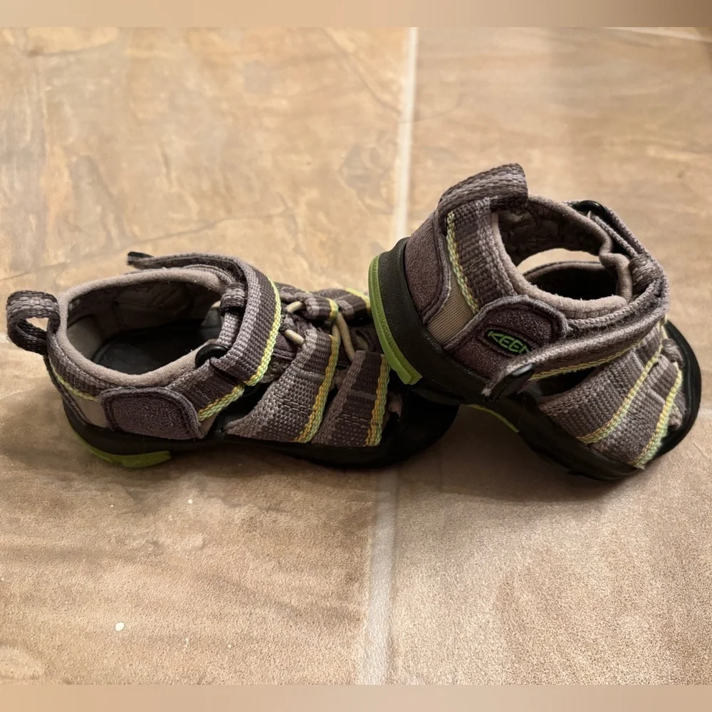 Keen Baby Sz 4 Newport H2 Sport Sandals. ExcltUC! Velcro intact! 15%offw2+bndle - Picture 6 of 9